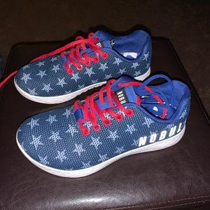 NoBull Flag Trainers W7